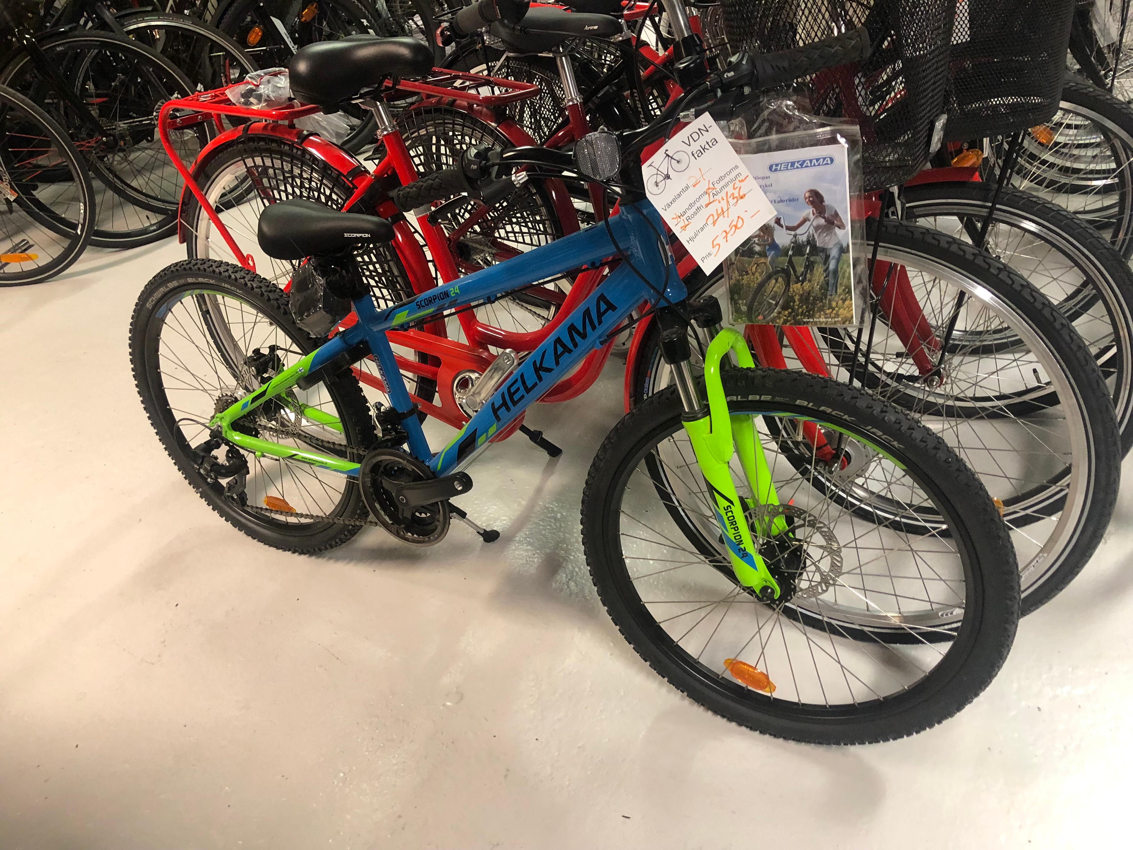 Bike Helkama   5750 kr 21 växlar